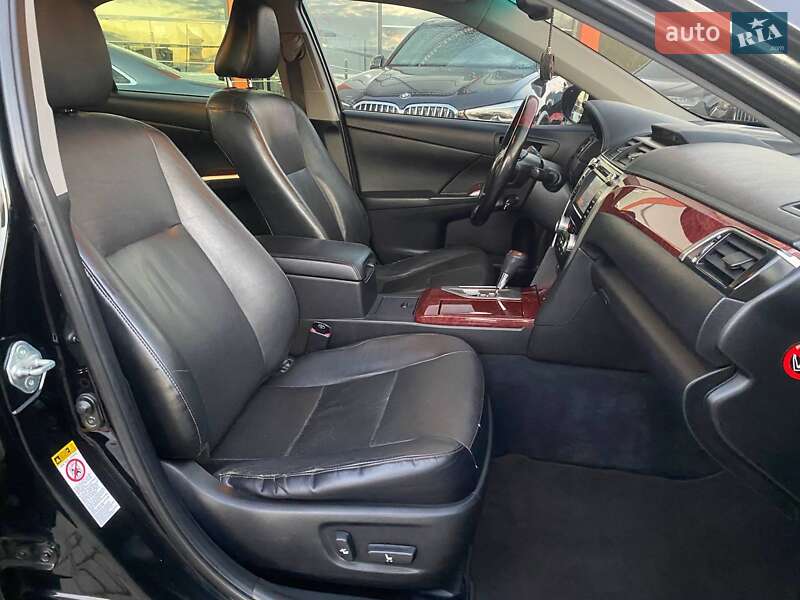 Седан Toyota Camry 2011 в Львове фото 24 Седан Toyota Camry 2011 в Львове