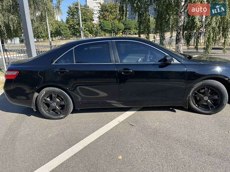 Седан Toyota Camry 2007 в Харькове