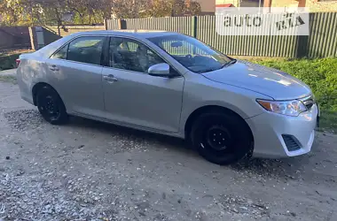 Toyota Camry 2014
