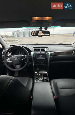 Седан Toyota Camry 2015 в 
