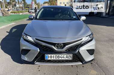 Седан Toyota Camry 2020 в Одессе