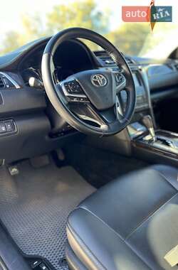 Седан Toyota Camry 2014 в 