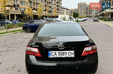 Седан Toyota Camry 2007 в Києві