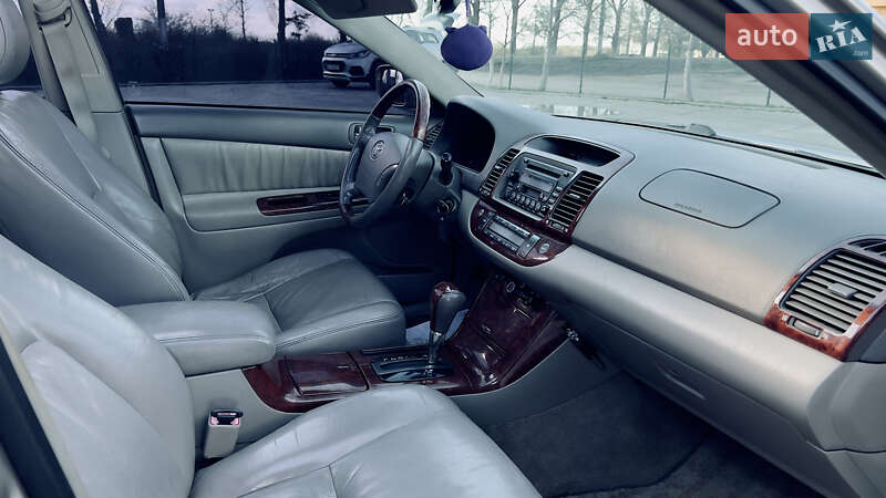 Седан Toyota Camry 2005 в Збараже