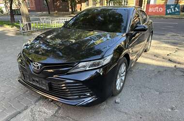 Седан Toyota Camry 2020 в Дніпрі