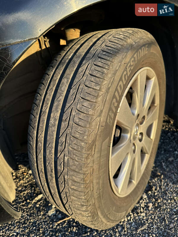 Седан Toyota Camry 2008 в Львове