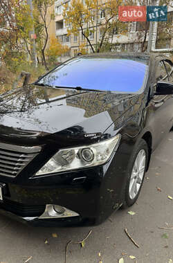 Седан Toyota Camry 2012 в Дніпрі