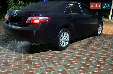 Седан Toyota Camry 2010 в 