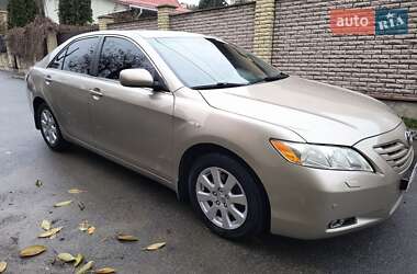 Седан Toyota Camry 2008 в Виннице