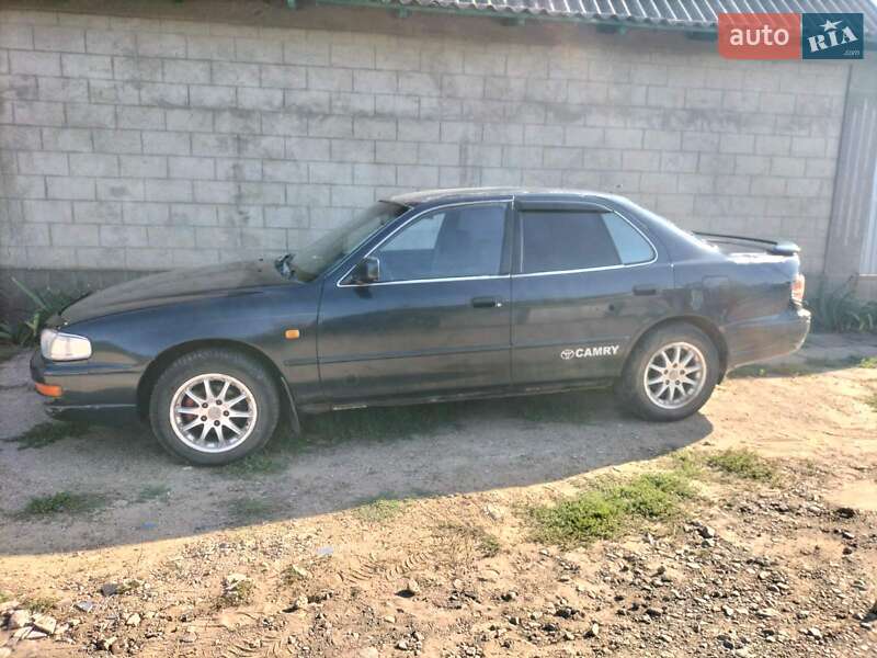 Седан Toyota Camry 1992 в Одессе