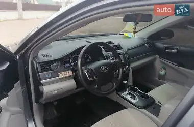 Toyota Camry 2013