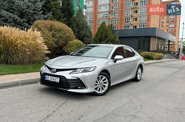 Седан Toyota Camry 2021 в Дніпрі