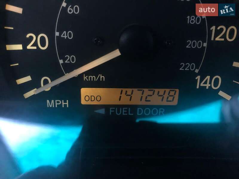 Седан Toyota Camry 2000 в Одессе