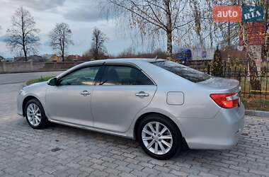 Седан Toyota Camry 2012 в Трускавце