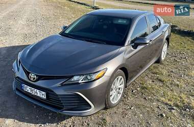 Седан Toyota Camry 2020 в Львові