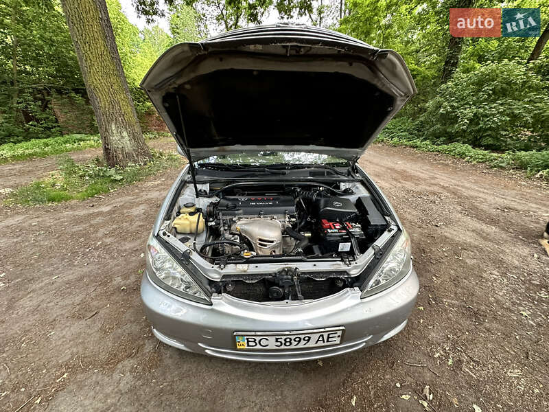 Седан Toyota Camry 2004 в Шептицькому