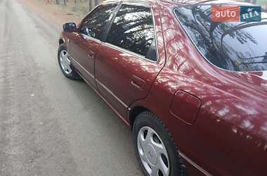 Седан Toyota Camry 1999 в 