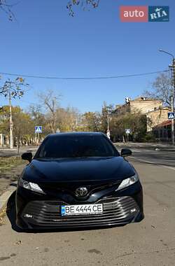 Седан Toyota Camry 2020 в Миколаєві