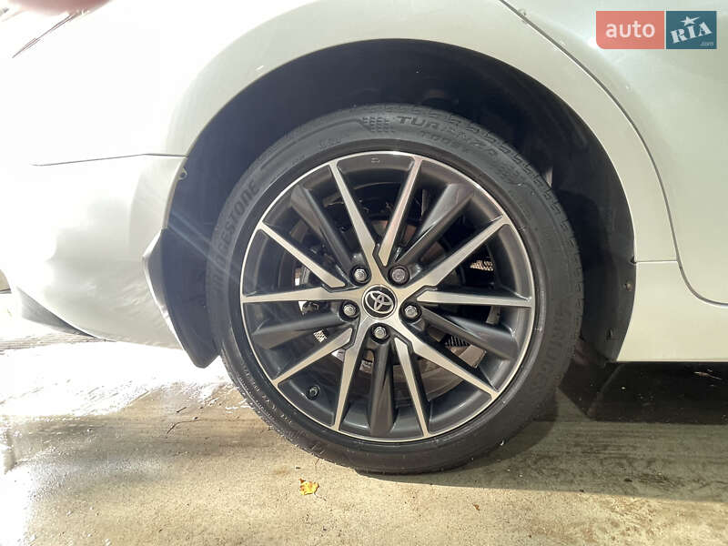 Седан Toyota Camry 2021 в Одесі