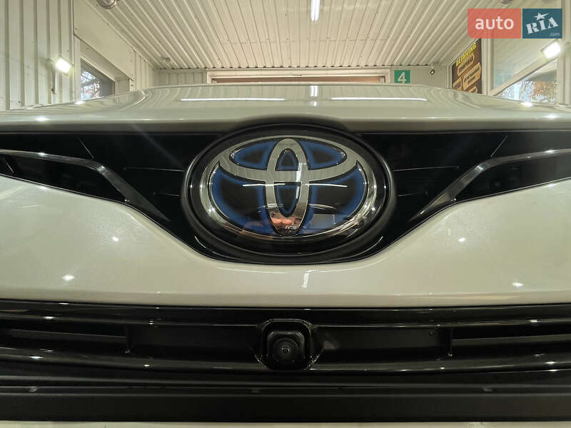 Седан Toyota Camry 2021 в Одесі