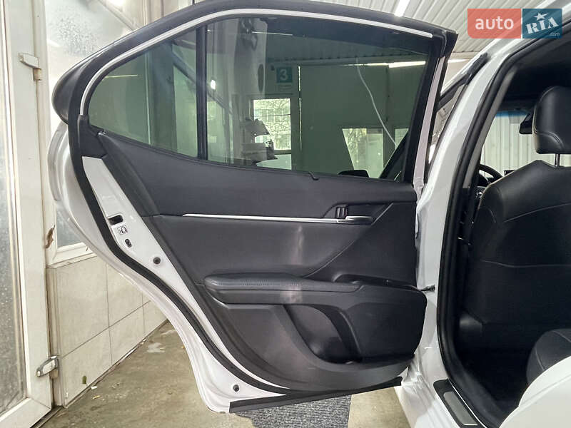 Седан Toyota Camry 2021 в Одесі