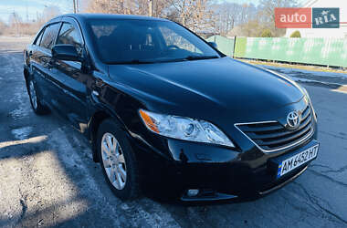 Седан Toyota Camry 2008 в Звягелі