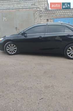 Седан Toyota Camry 2015 в Николаеве