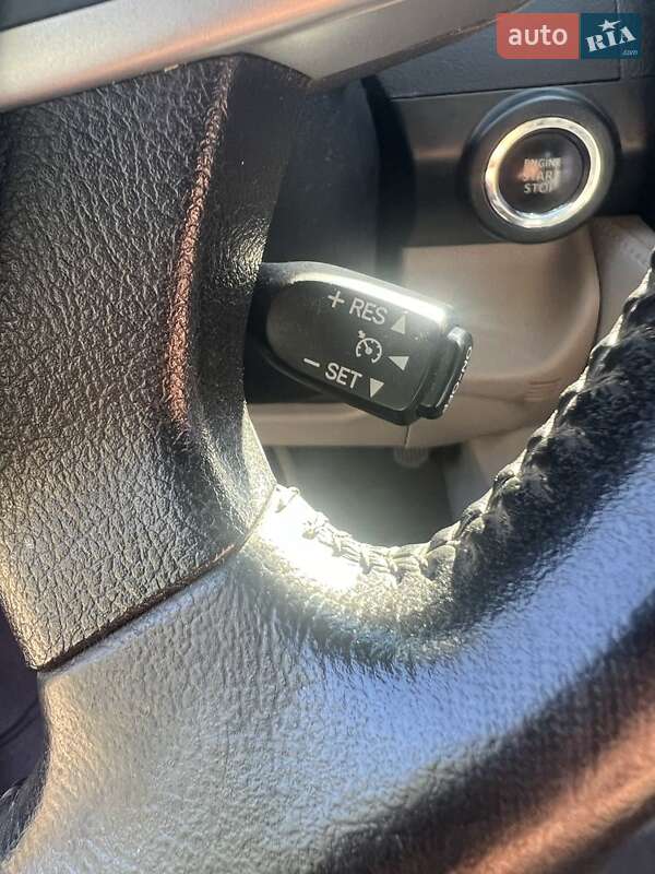 Седан Toyota Camry 2012 в Борисполі