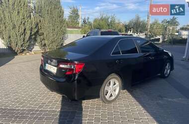 Седан Toyota Camry 2014 в Виннице