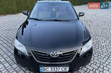 Седан Toyota Camry 2007 в Львове