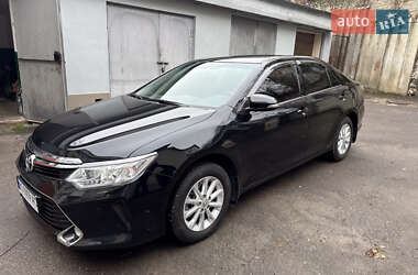 Седан Toyota Camry 2017 в Тернополе