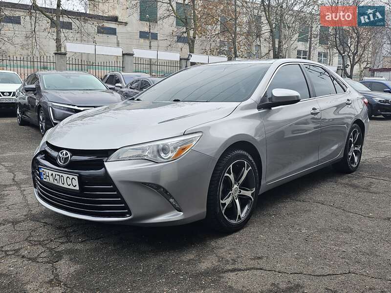 Toyota Camry 2016