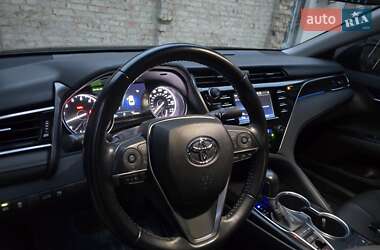 Седан Toyota Camry 2017 в 