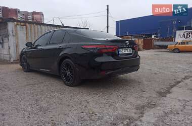 Седан Toyota Camry 2018 в Дніпрі