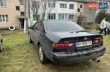 Седан Toyota Camry 1998 в Одессе