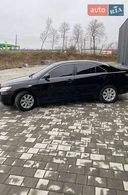 Седан Toyota Camry 2006 в Хмельницком