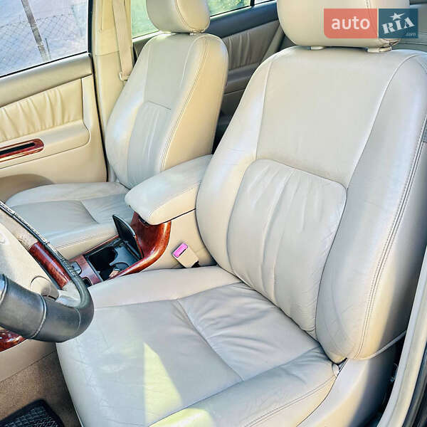 Седан Toyota Camry 2005 в Николаеве