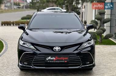 Седан Toyota Camry 2021 в Одессе