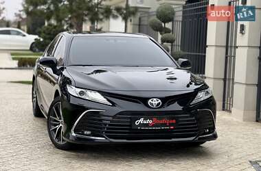 Седан Toyota Camry 2021 в Одессе