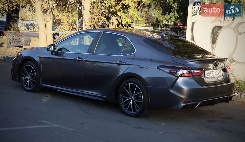 Седан Toyota Camry 2021 в Одесі