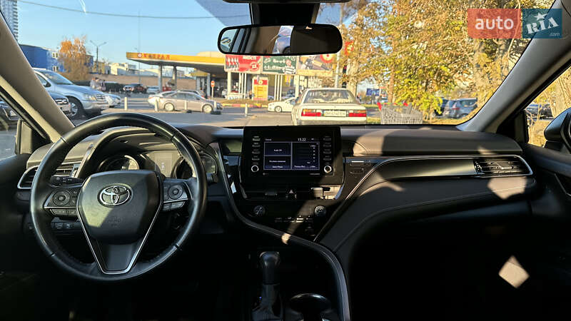 Седан Toyota Camry 2021 в Одесі