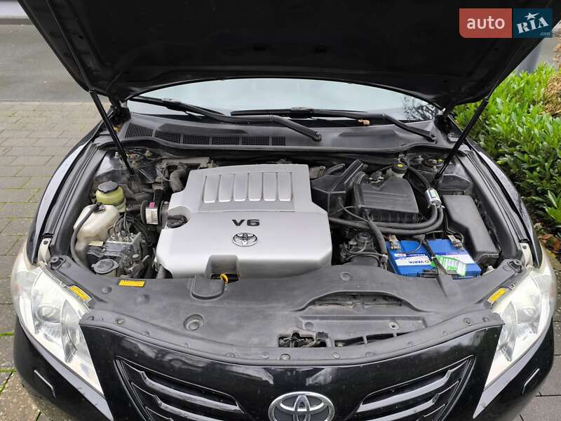 Седан Toyota Camry 2007 в Житомирі