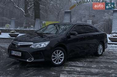 Седан Toyota Camry 2015 в Полтаві