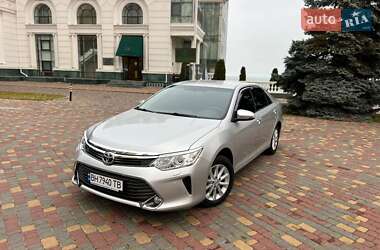 Седан Toyota Camry 2015 в Одессе