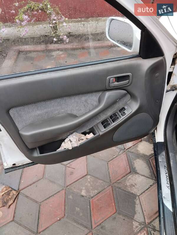 Універсал Toyota Camry 1994 в Білгороді-Дністровському фото 10 Універсал Toyota Camry 1994 в Білгороді-Дністровському