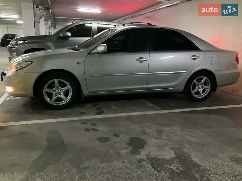 Седан Toyota Camry 2004 в Днепре фото 18 Седан Toyota Camry 2004 в Днепре