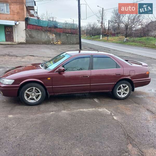 Седан Toyota Camry 1998 в Овидиополе фото 3 Седан Toyota Camry 1998 в Овидиополе