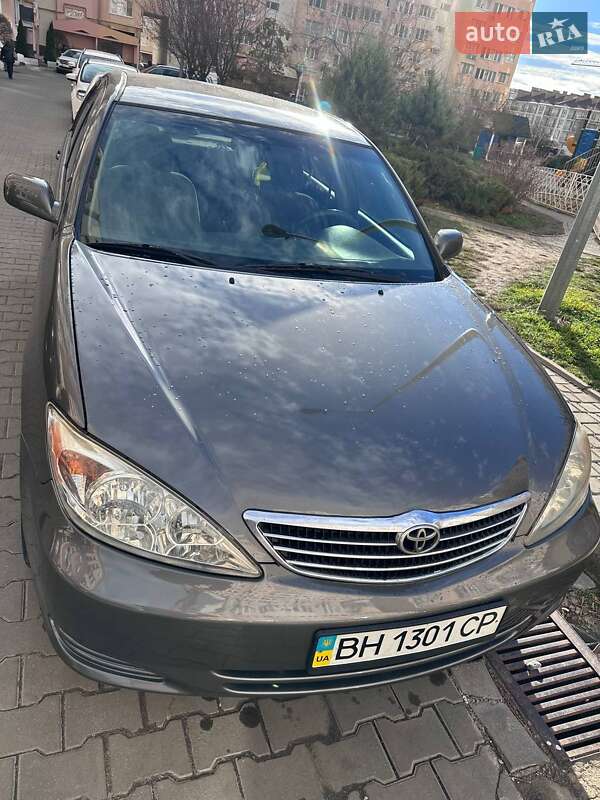 Седан Toyota Camry 2002 в 