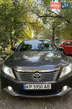 Седан Toyota Camry 2012 в Запоріжжі