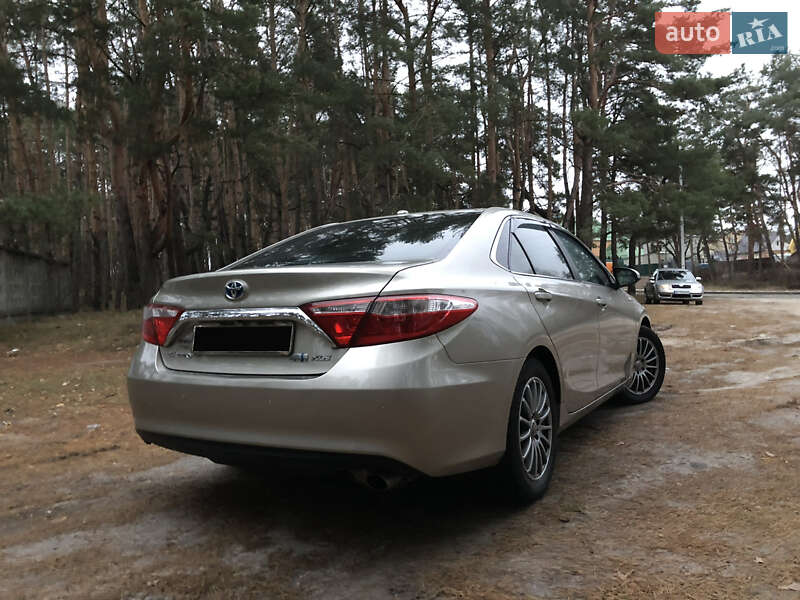 Седан Toyota Camry 2015 в Києві